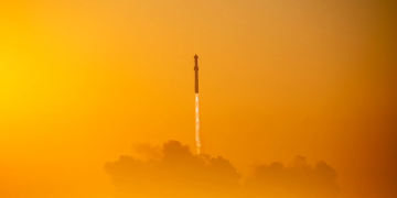 Starship Reaches Orbit, Deploys First 26 Starlink V3s